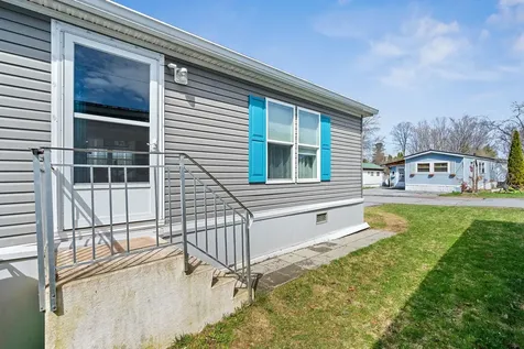 302 Penny Lane Shelburne VT 05482