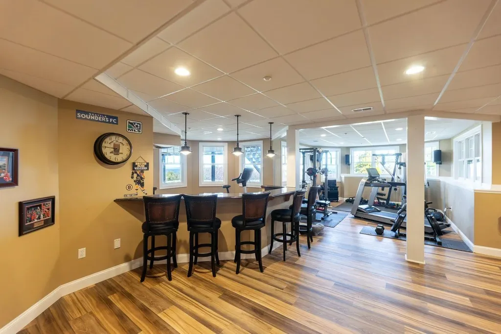 6 Crescent Drive Bow NH 03304