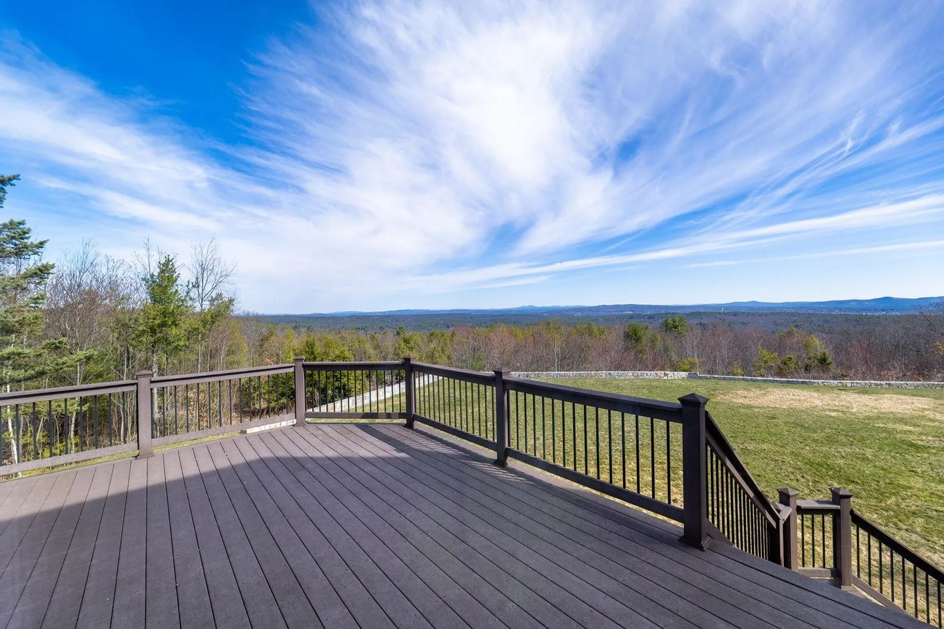 6 Crescent Drive Bow NH 03304
