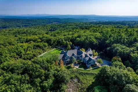6 Crescent Drive Bow NH 03304