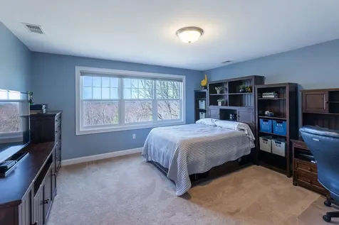 6 Crescent Drive Bow NH 03304