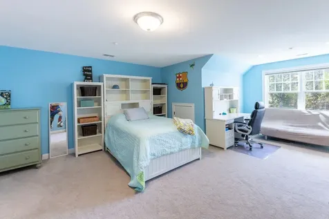 6 Crescent Drive Bow NH 03304