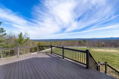 6 Crescent Drive Bow NH 03304