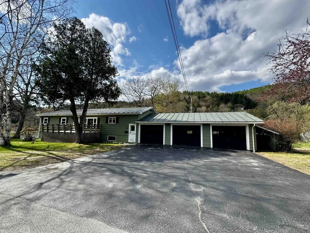 177 Vt Route 14 Sharon VT 05065-6518