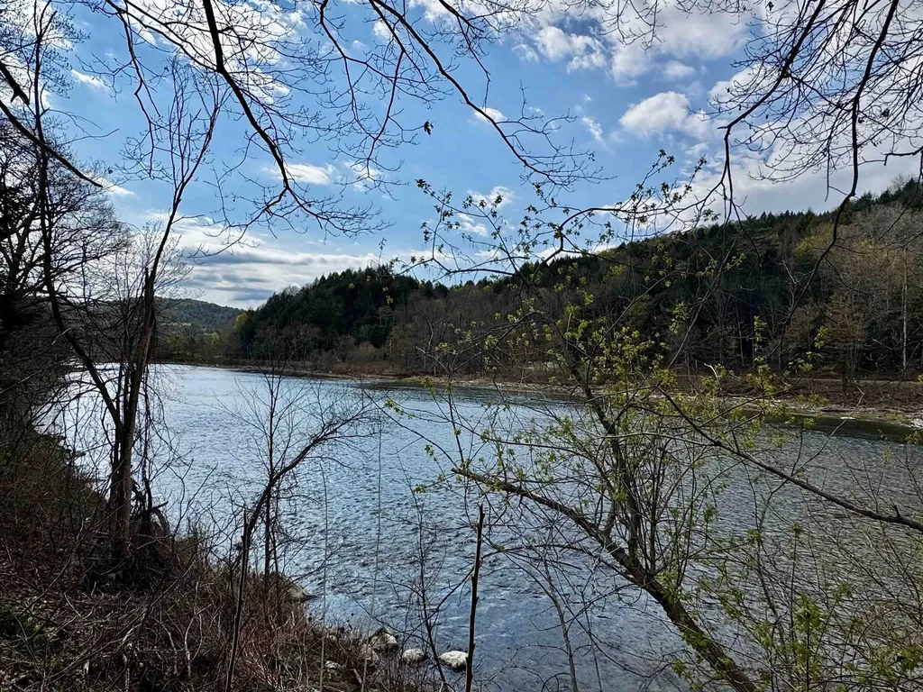 177 Vt Route 14 Sharon VT 05065-6518