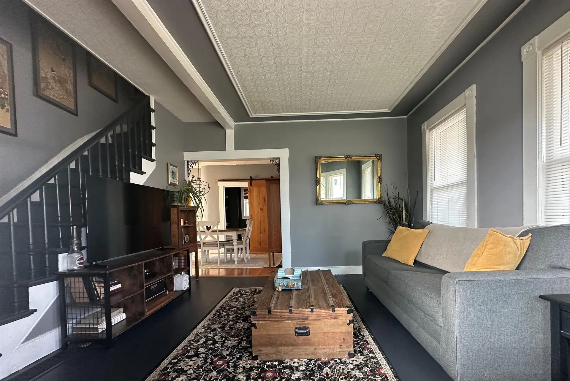 8 Main Street Raymond NH 03077-2204