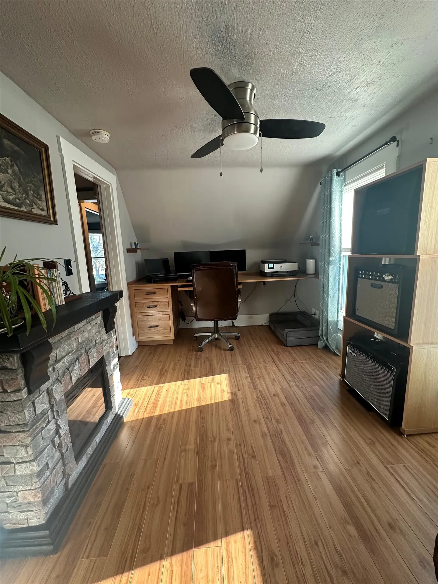 8 Main Street Raymond NH 03077-2204