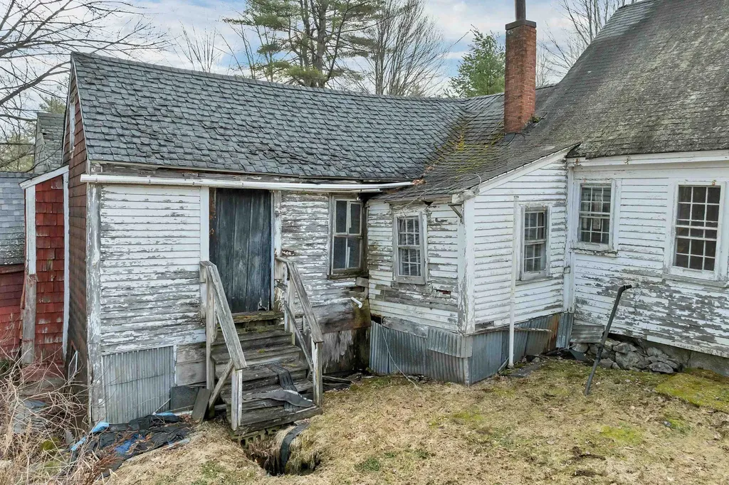 280 Chickville Road Ossipee NH 03864