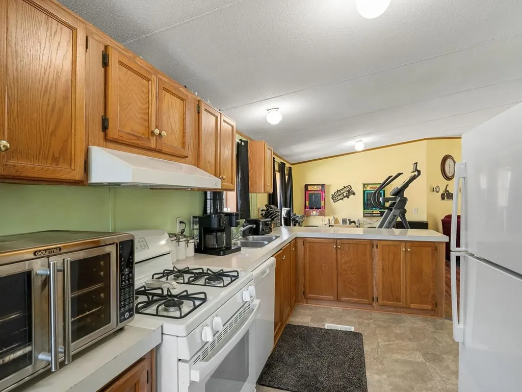 77 Ash Lane Starksboro VT 05487