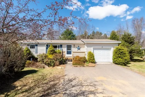 37 Magnolia Lane Belmont NH 03220