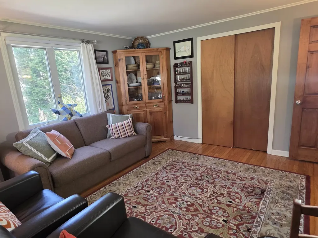 171 Green Meadow Brattleboro VT 05301