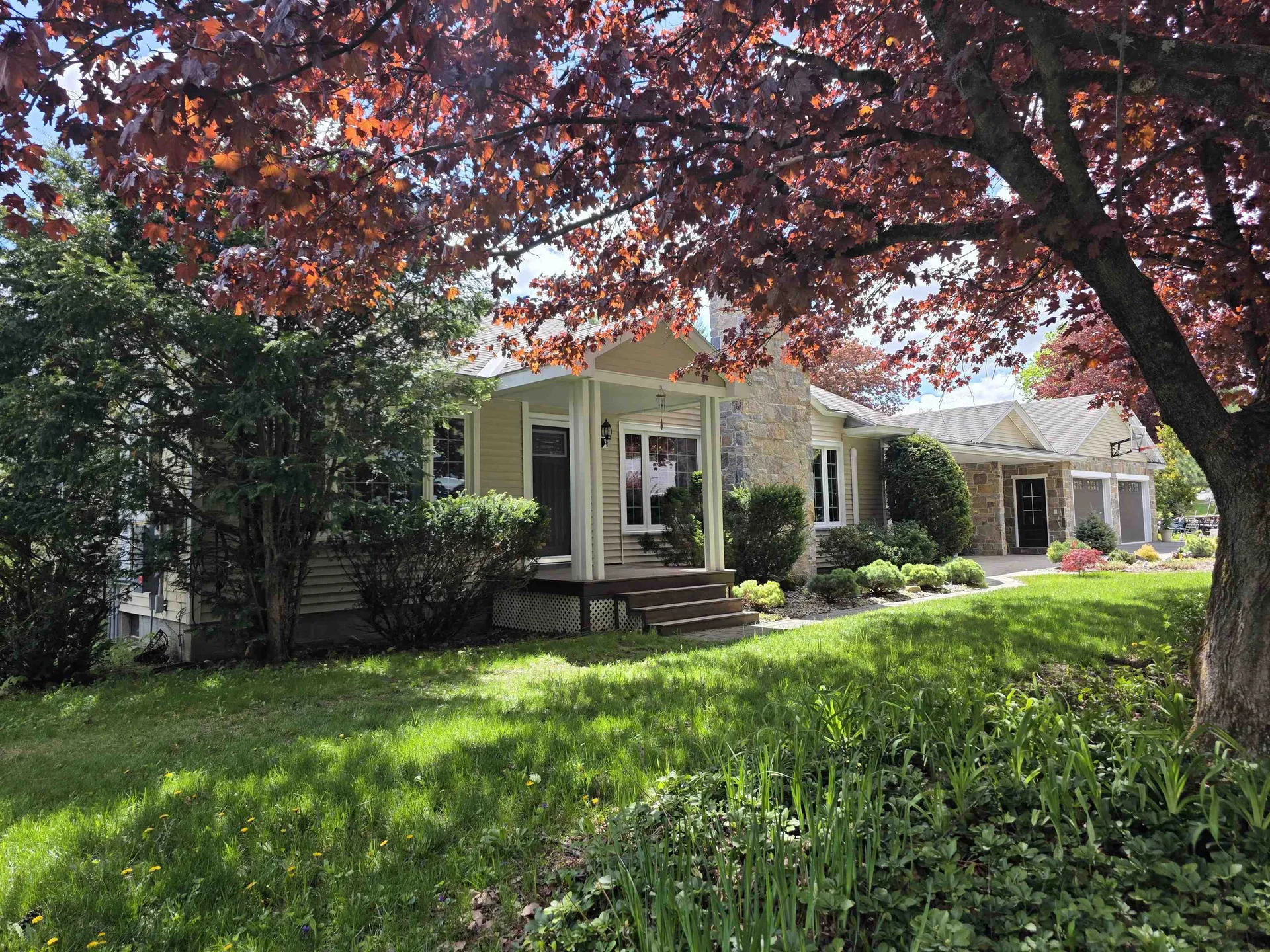 171 Green Meadow Brattleboro VT 05301