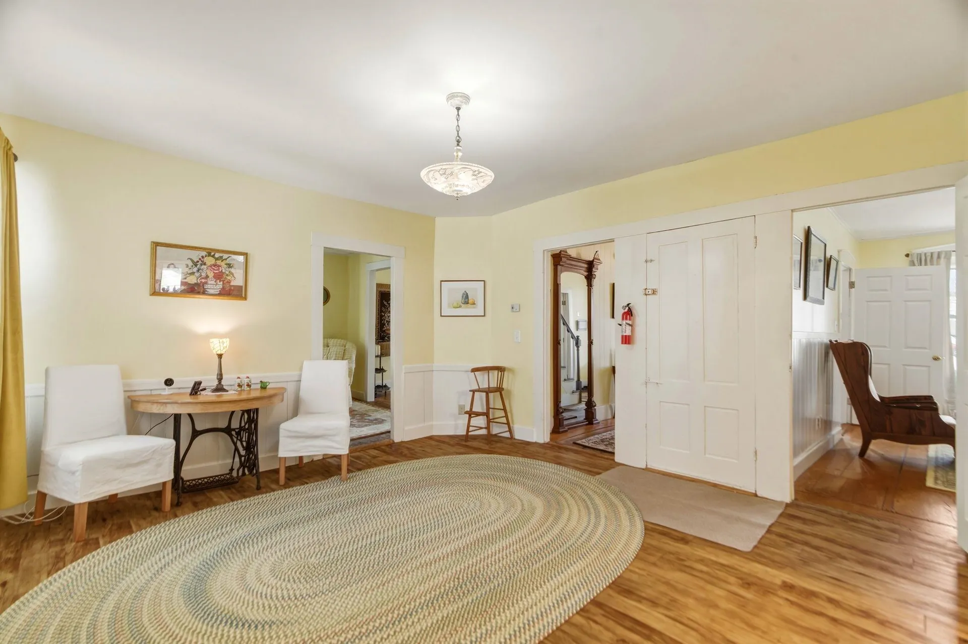 9 North Common Chelsea VT 05038