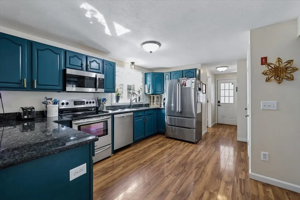 5 Whitetail Lane Chester NH 03036