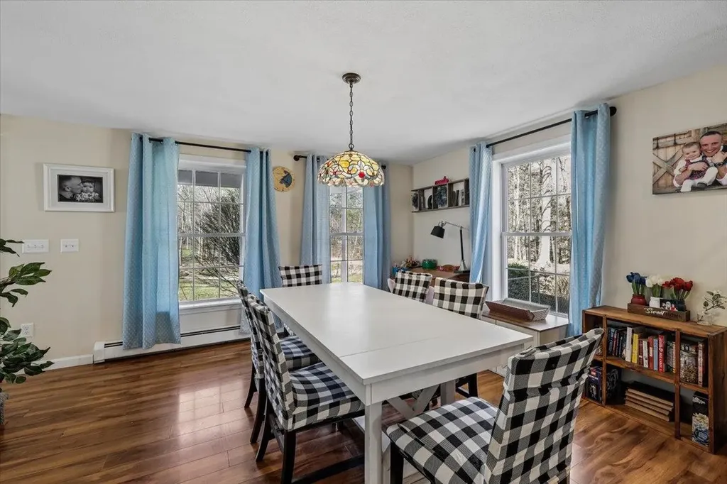 5 Whitetail Lane Chester NH 03036