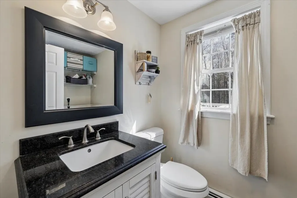 5 Whitetail Lane Chester NH 03036