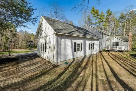 5 Whitetail Lane Chester NH 03036