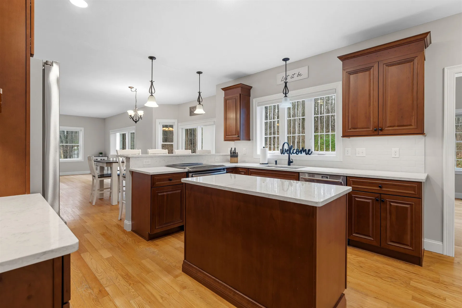 18 Longmeadow Road Windham NH 03087