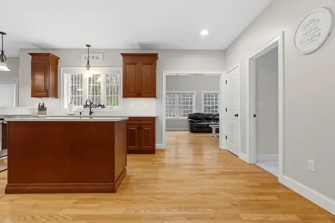 18 Longmeadow Road Windham NH 03087
