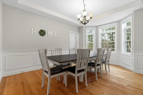 18 Longmeadow Road Windham NH 03087