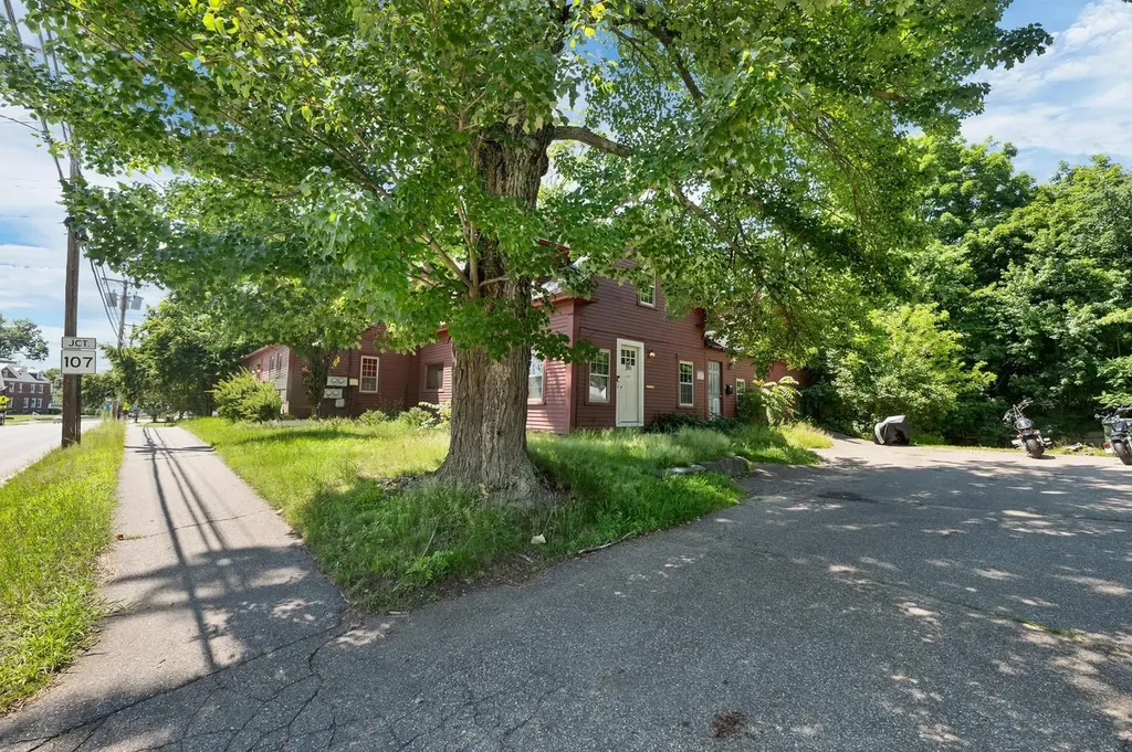 42 Gilford Avenue Laconia NH 03246