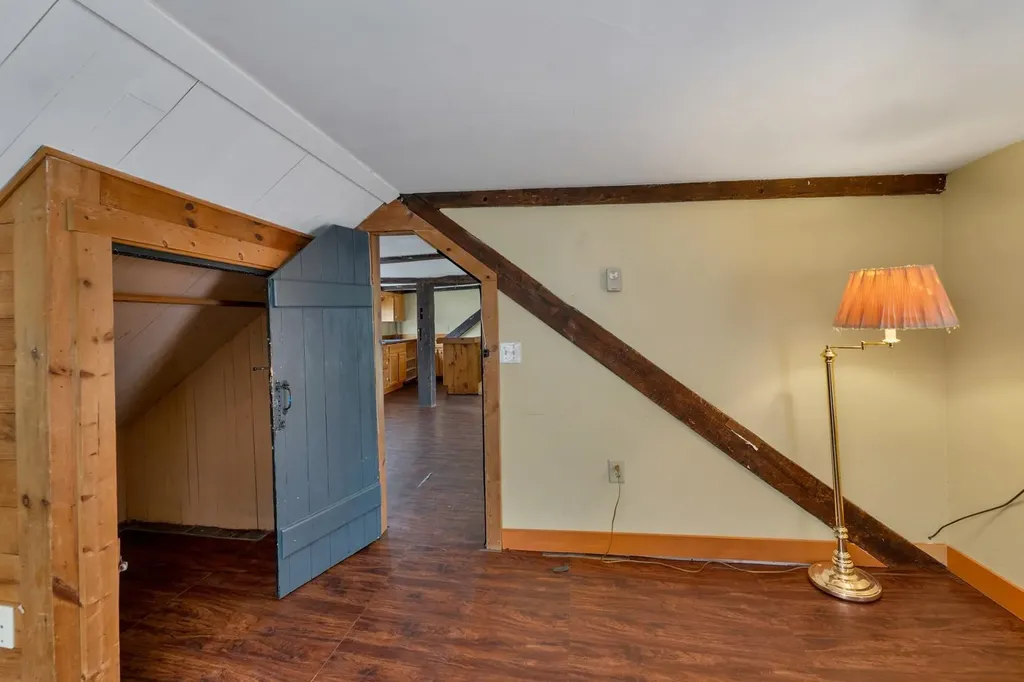42 Gilford Avenue Laconia NH 03246