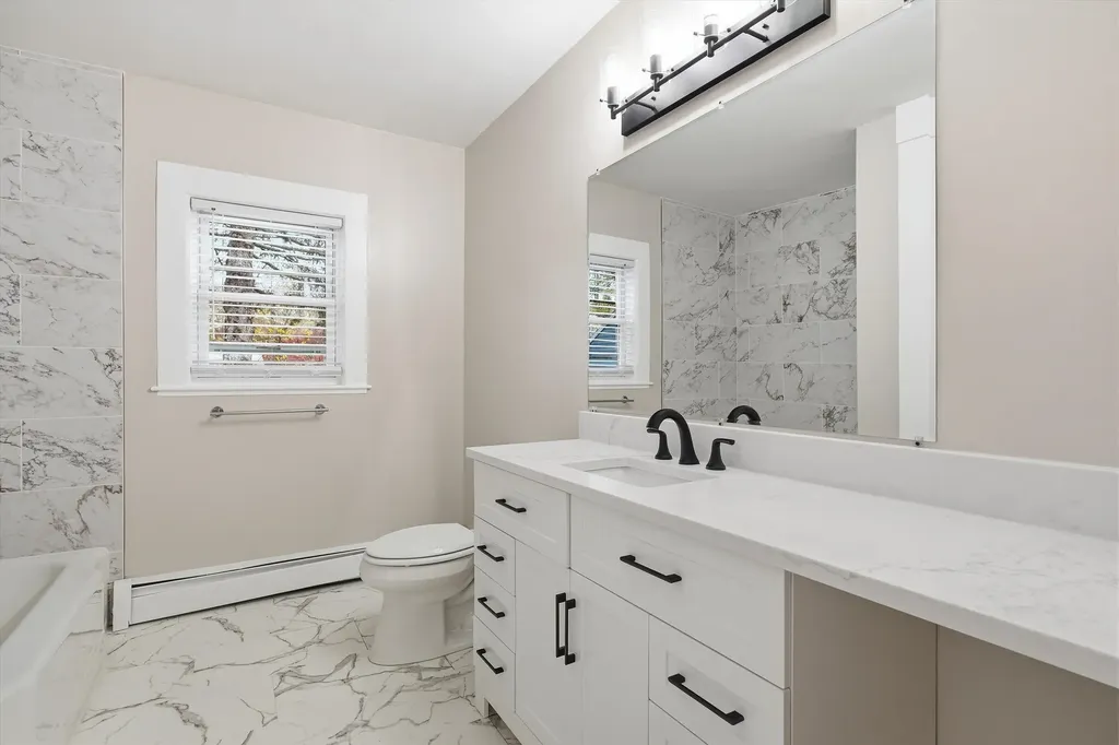 293 Lawrence Road Salem NH 03079