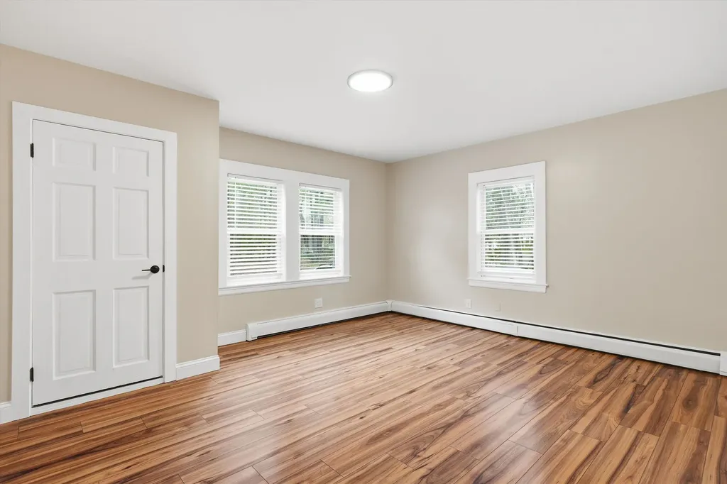 293 Lawrence Road Salem NH 03079