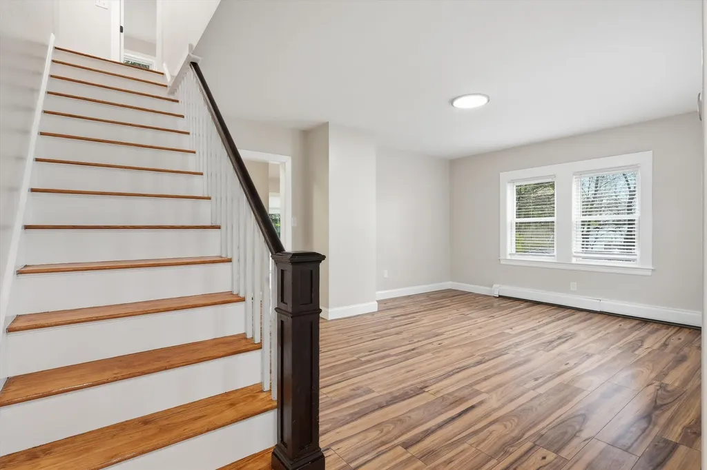 293 Lawrence Road Salem NH 03079