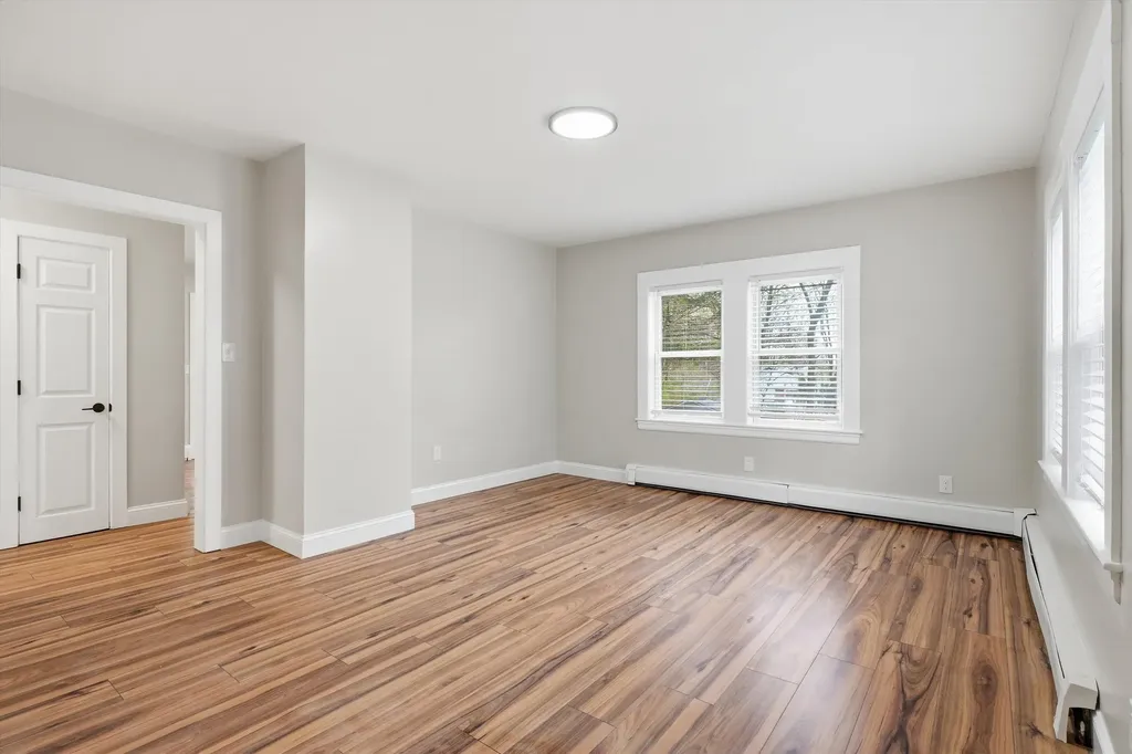 293 Lawrence Road Salem NH 03079