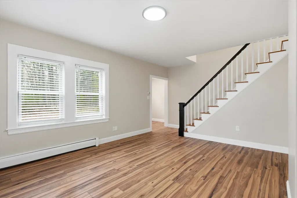 293 Lawrence Road Salem NH 03079