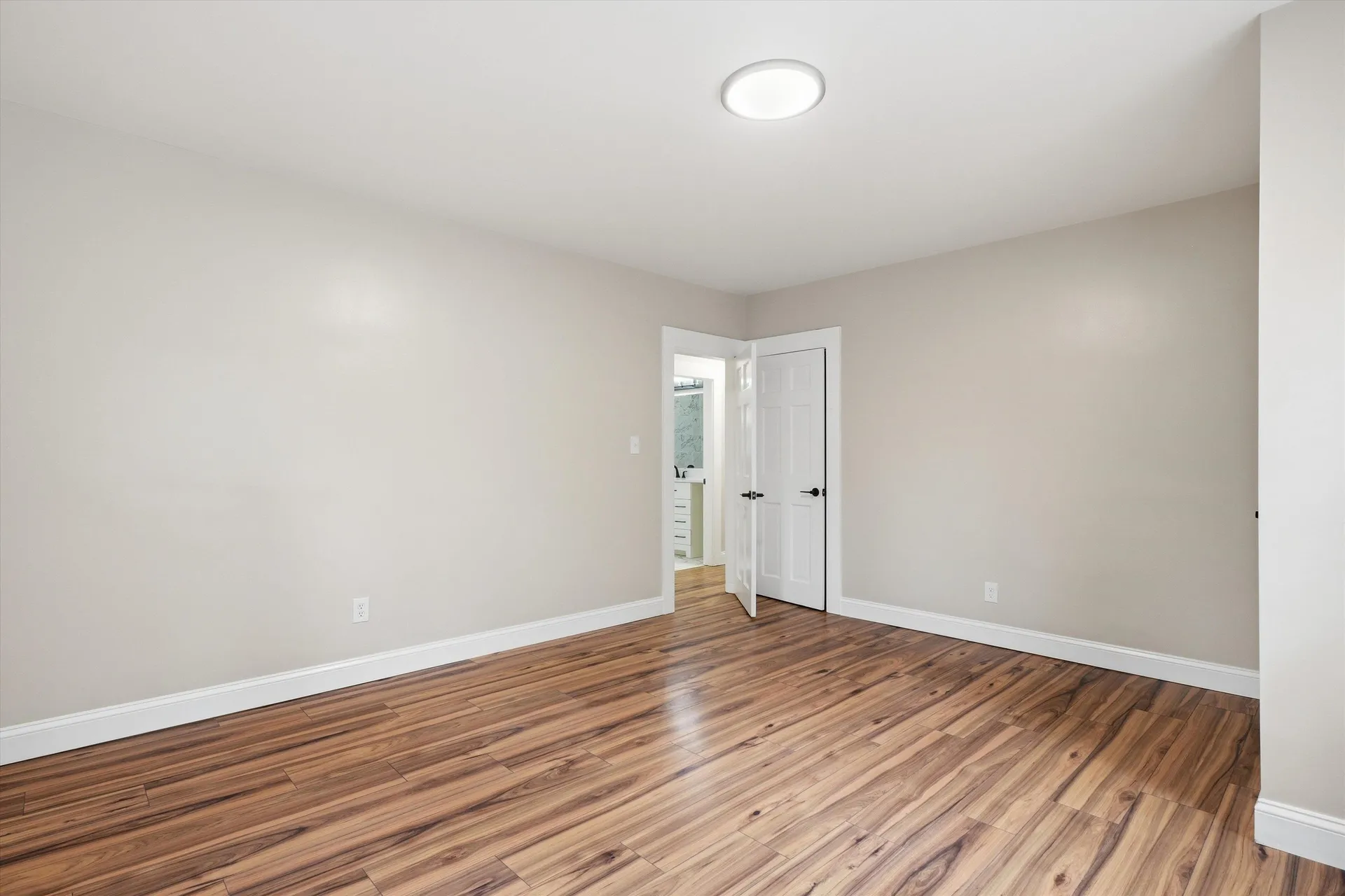 293 Lawrence Road Salem NH 03079