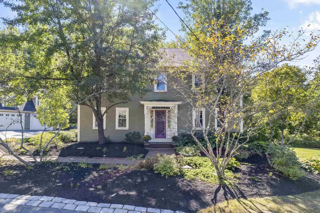 219 Church Street Barrington NH 03825