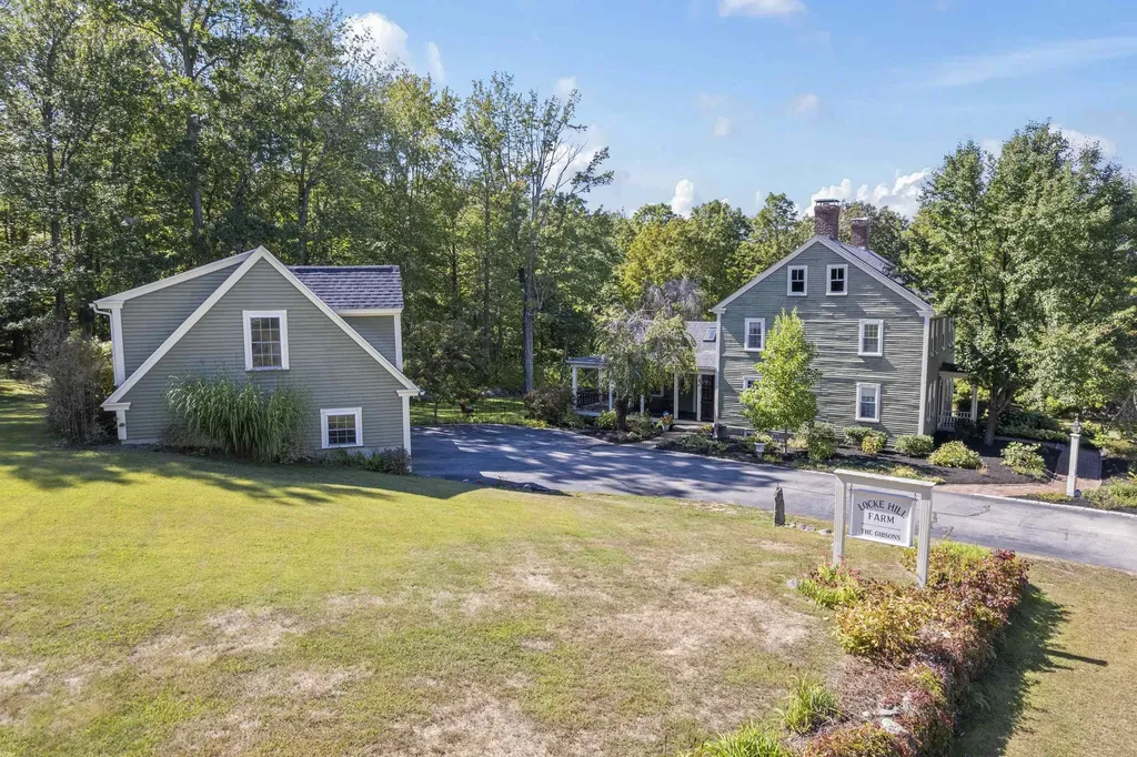 219 Church Street Barrington NH 03825