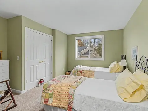 72 Chickadee Circle South Burlington VT 05403