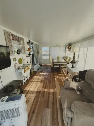 308 Route 286 Seabrook NH 03874