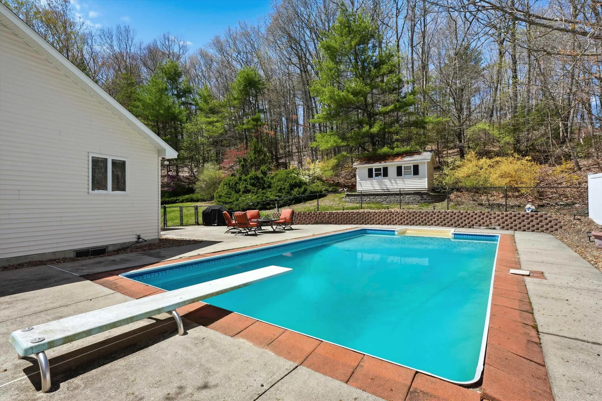 11 Oriole Road Windham NH 03087