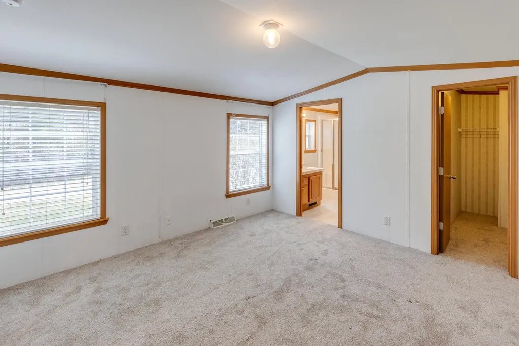 3/14 Lloyd Street Campton NH 03223