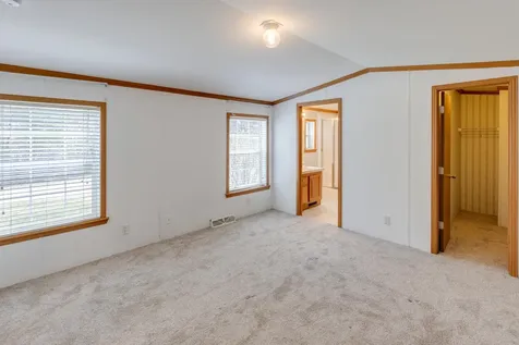 3/14 Lloyd Street Campton NH 03223