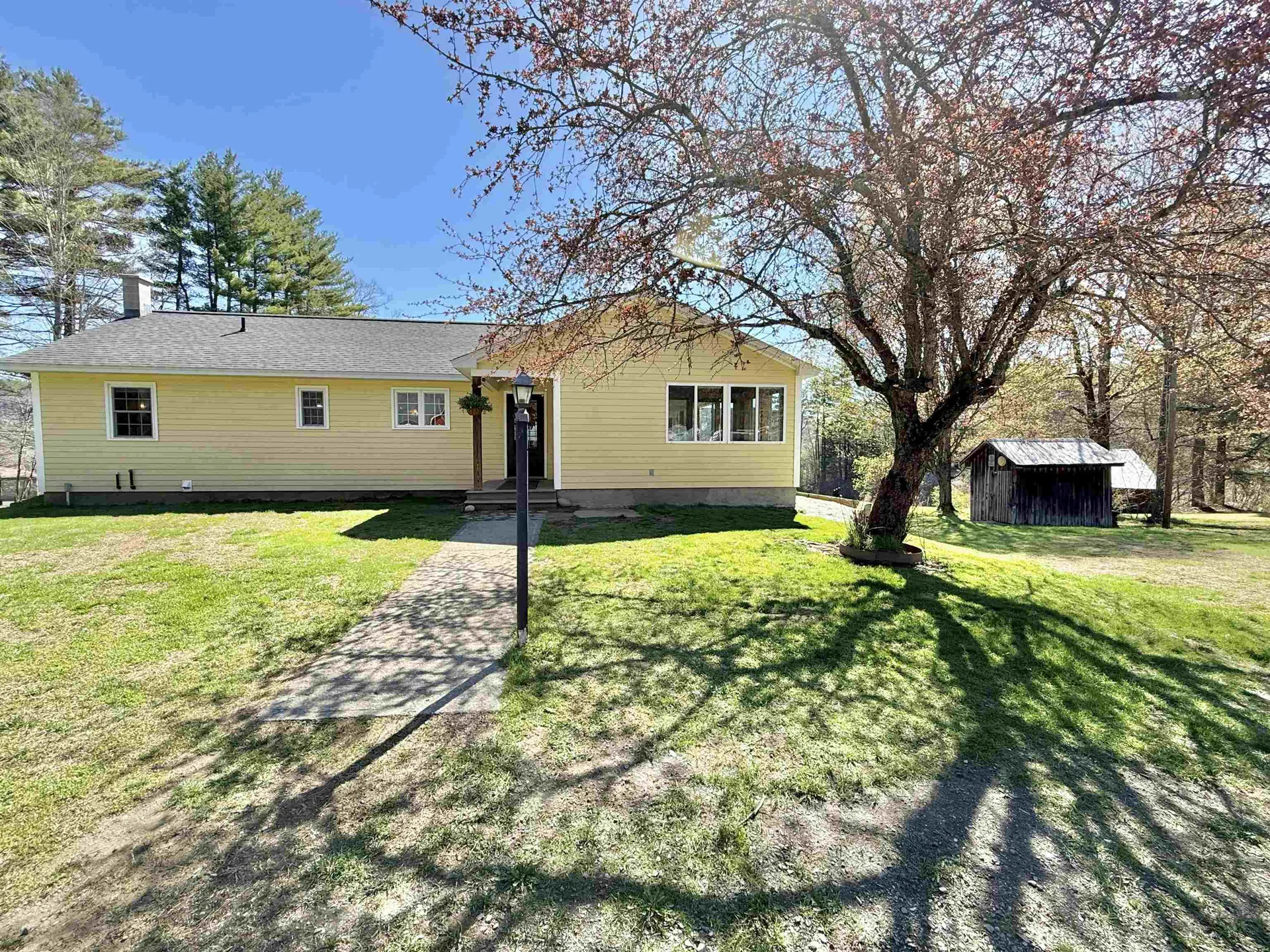 88 Dummerston Station Road Dummerston VT 05346