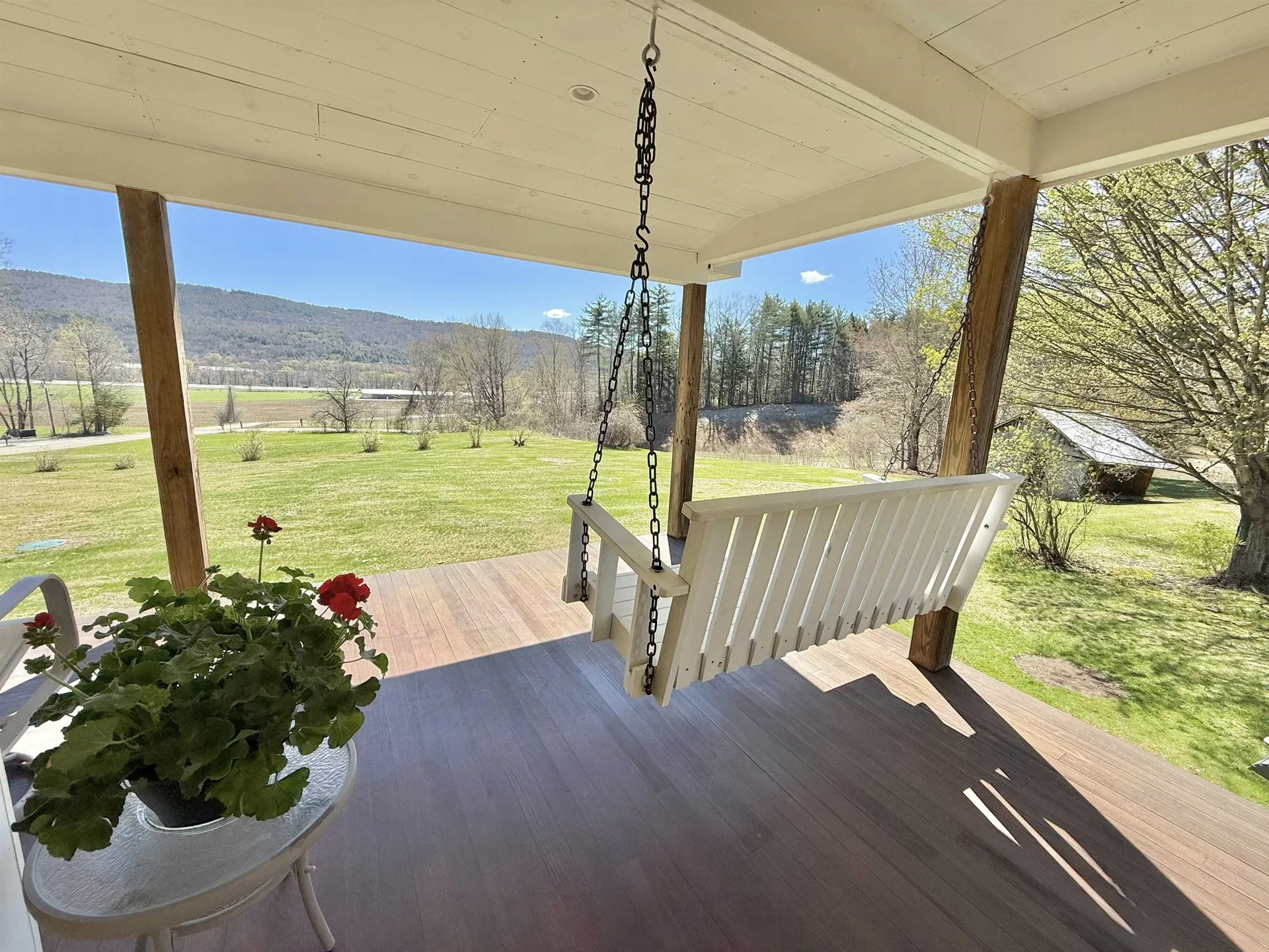 88 Dummerston Station Road Dummerston VT 05346