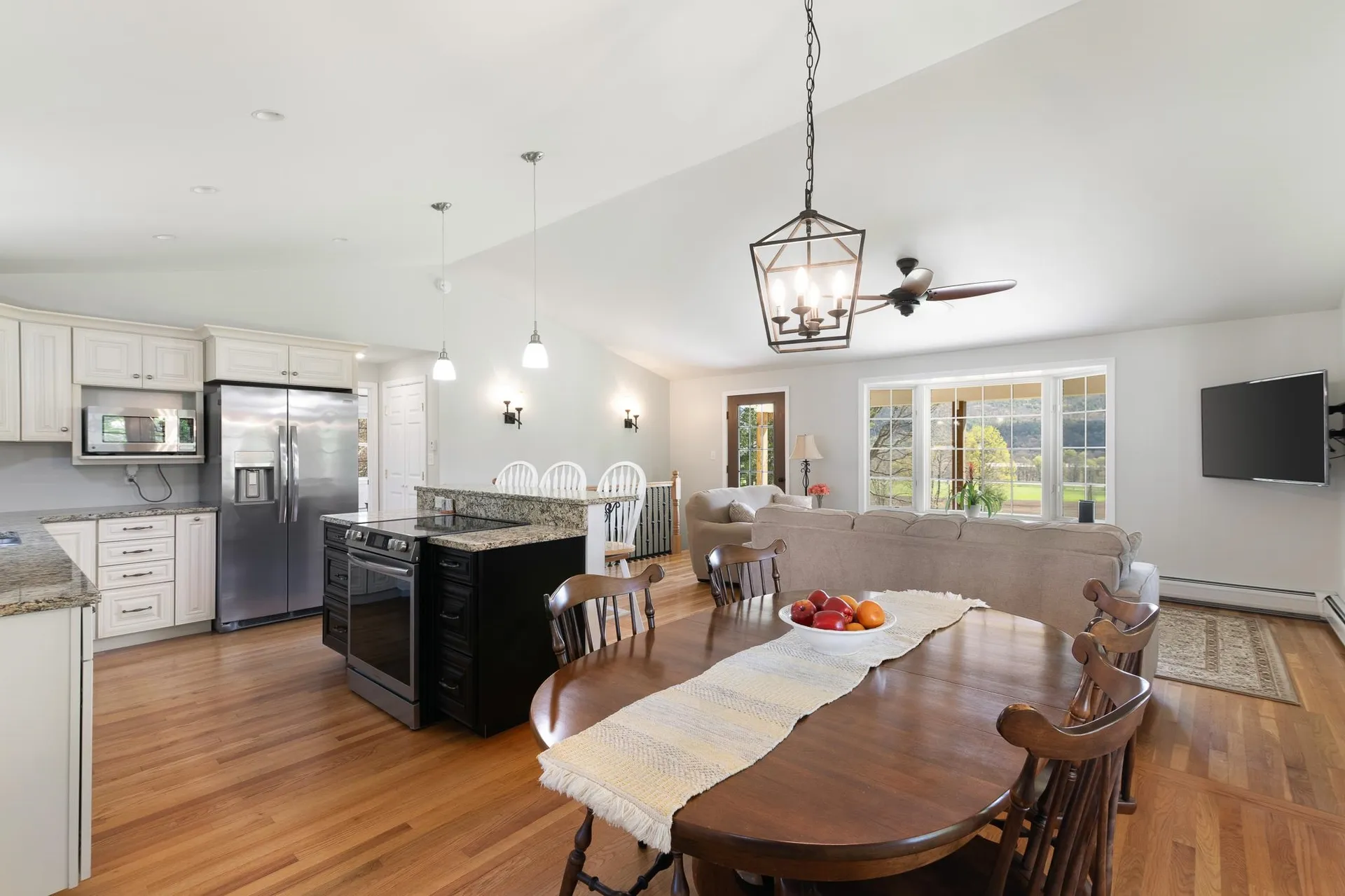88 Dummerston Station Road Dummerston VT 05346