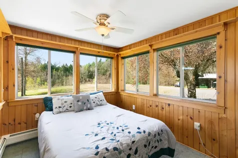 88 Dummerston Station Road Dummerston VT 05346