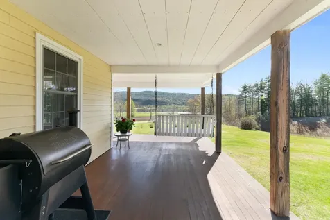 88 Dummerston Station Road Dummerston VT 05346