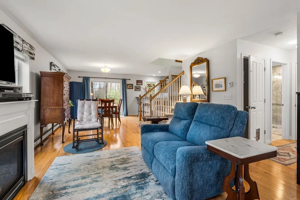 9 Roseberry Lane Kittery ME 03904