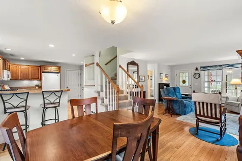 9 Roseberry Lane Kittery ME 03904