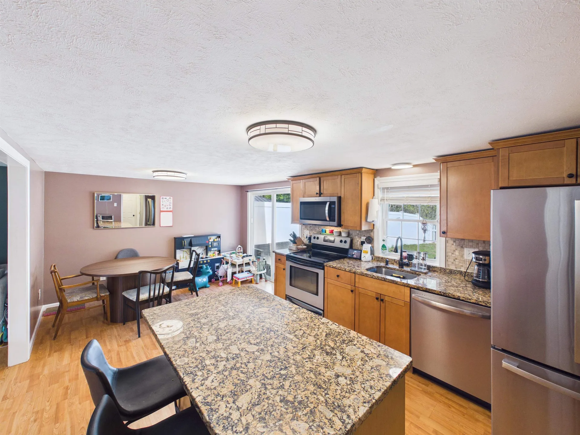 19 Deerwood Drive Amherst NH 03031