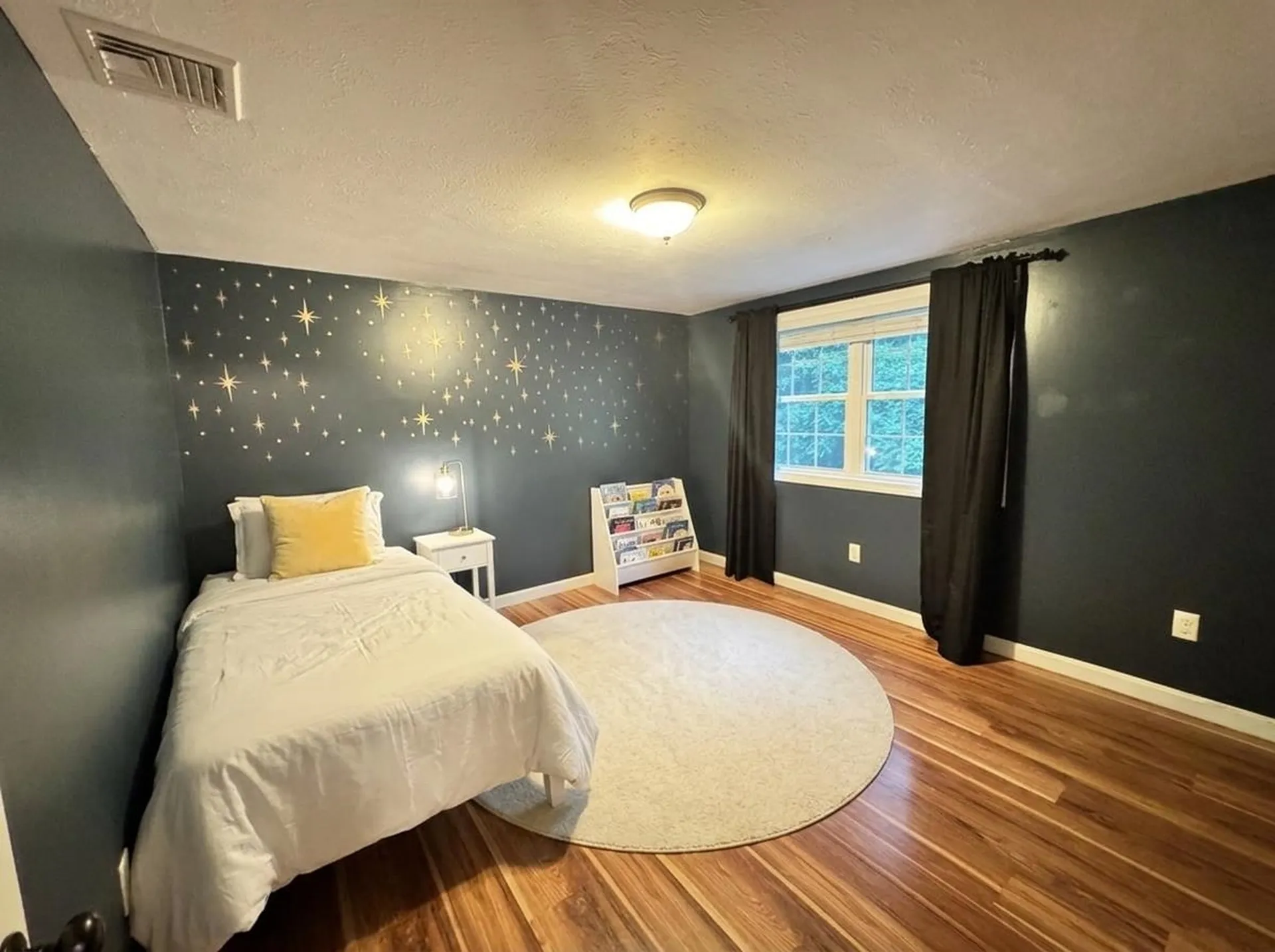 19 Deerwood Drive Amherst NH 03031