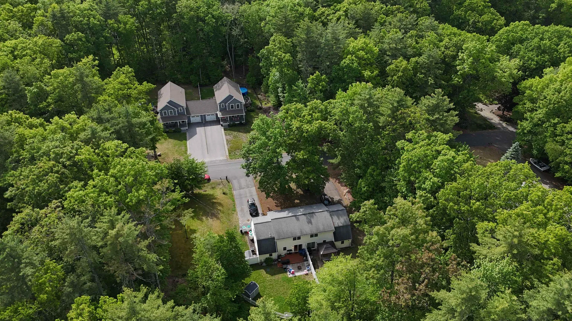 19 Deerwood Drive Amherst NH 03031