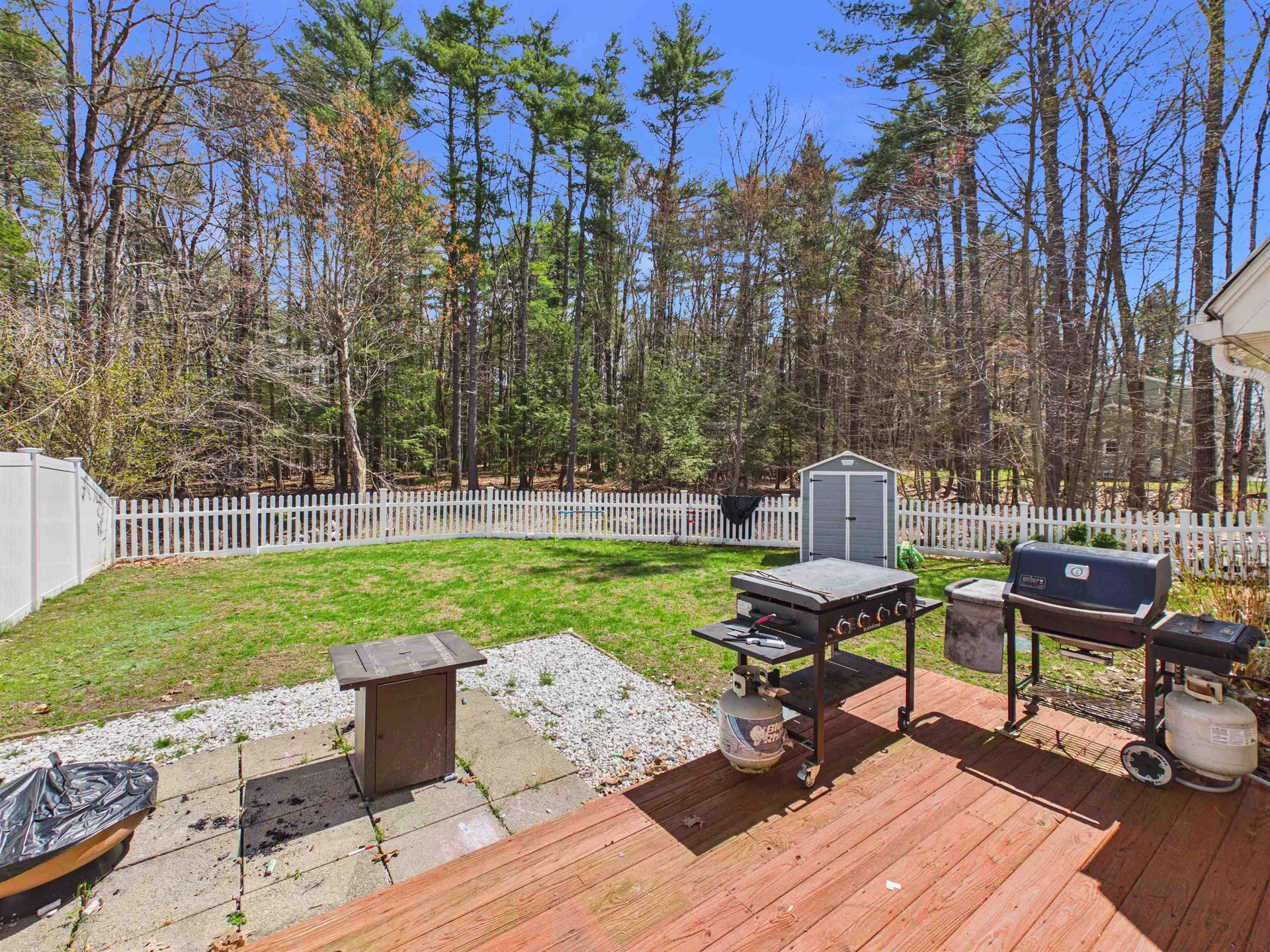19 Deerwood Drive Amherst NH 03031
